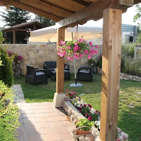 Casitas De La Velilla