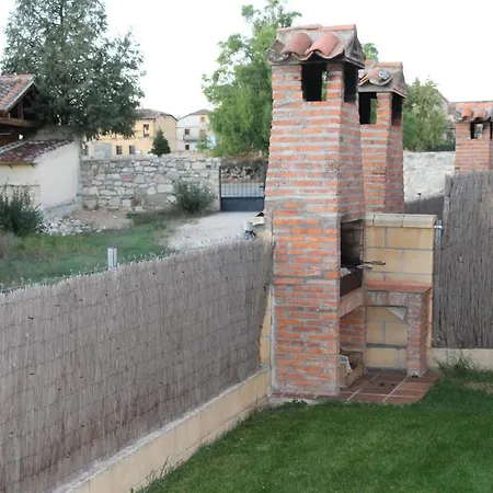 Casitas De La Velilla Pedraza