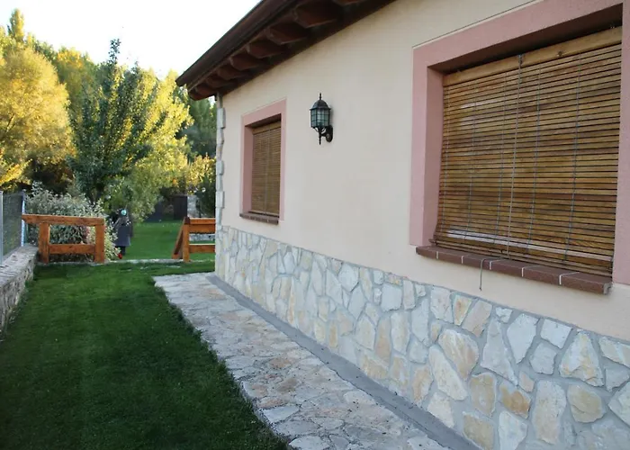 Casitas De La Velilla * Pedraza