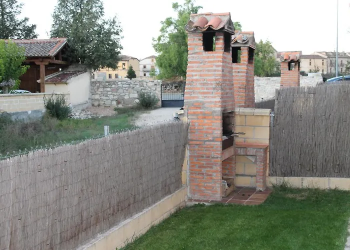 Casitas De La Velilla Pedraza